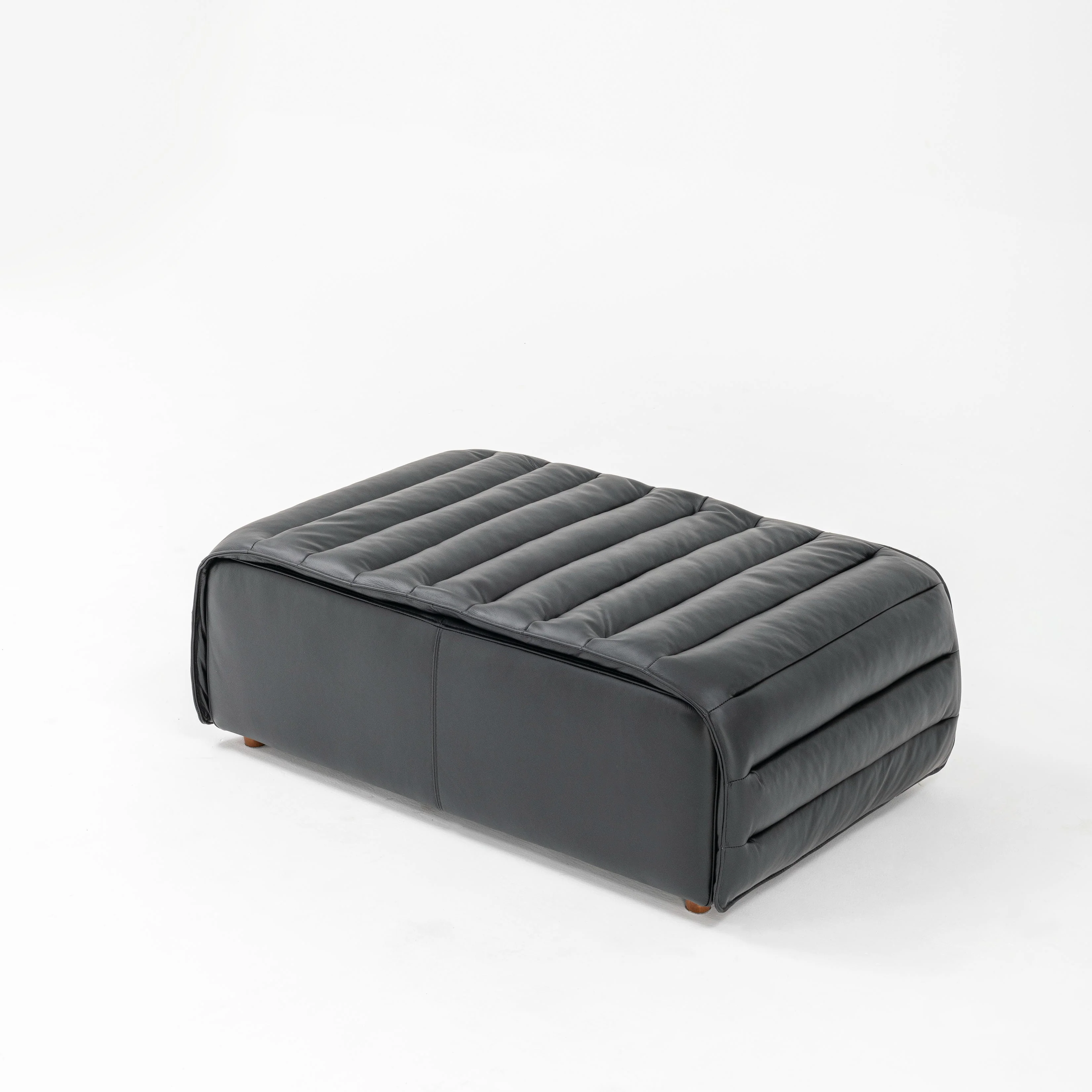 Aviate Sofa Ottoman - Image 6