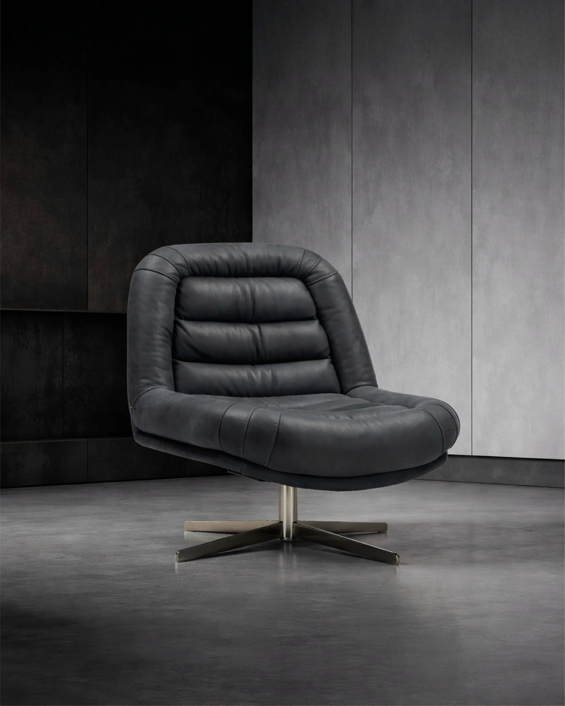 Bomber Lounge Chair 1 Seater - Image 5