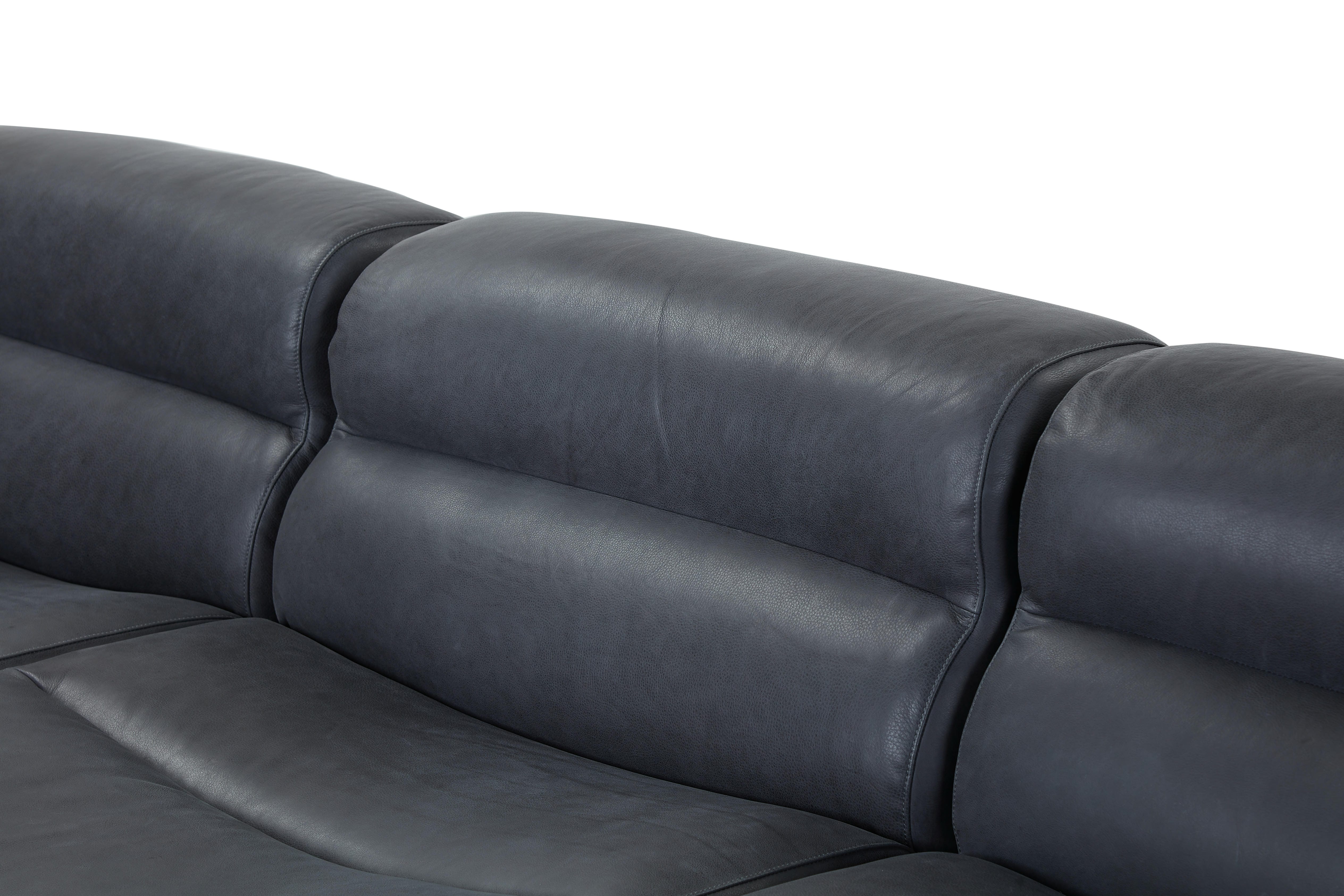 Hotel Paradiso Sofa 3 Seater With 2 Armrests (Set) - Image 4