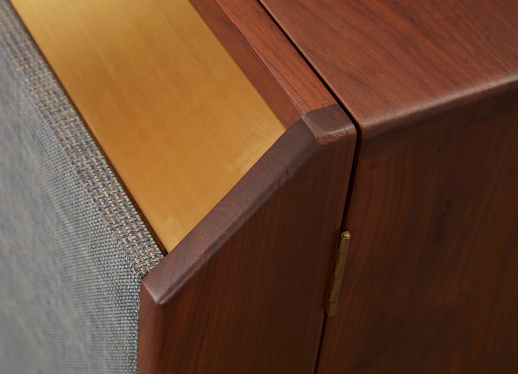 Volta Sideboard - Image 16